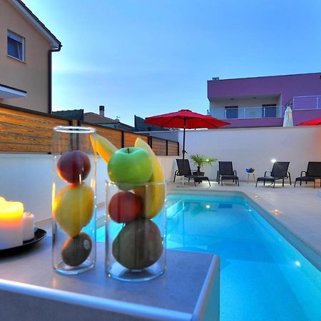 Villa With Private Pool In Village Jadreski PUY Exterior foto