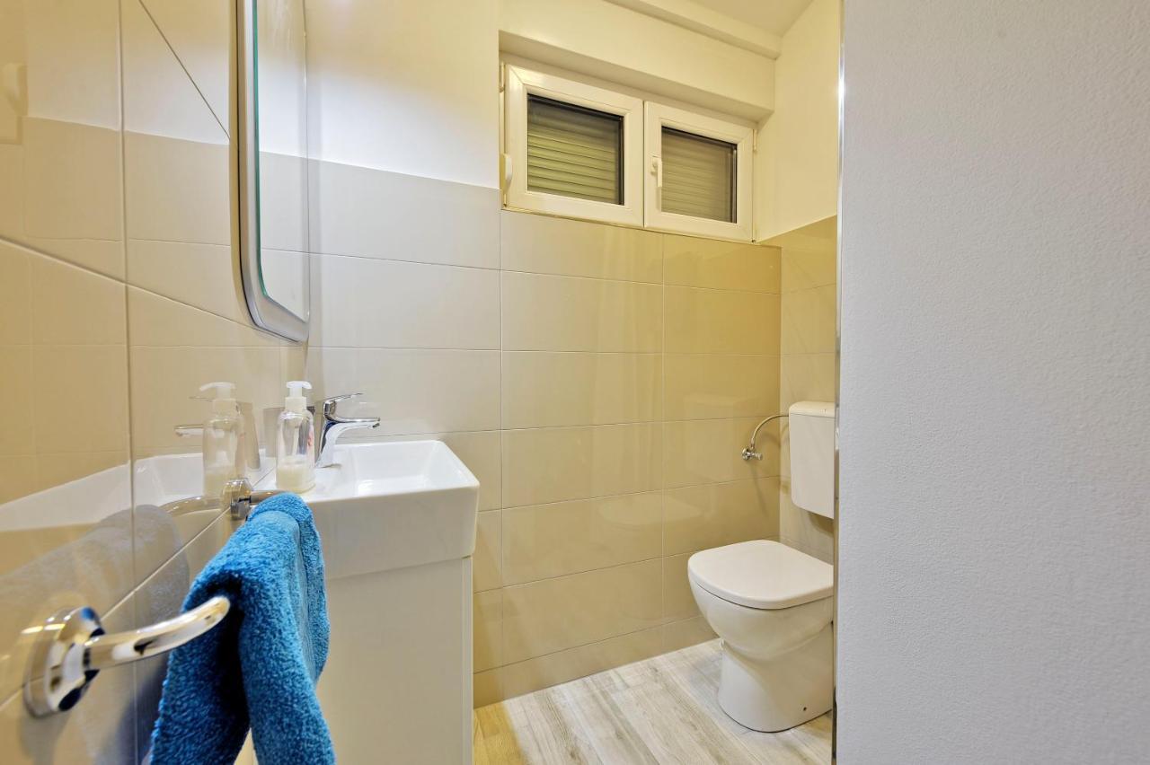Villa With Private Pool In Village Jadreski PUY Exterior foto