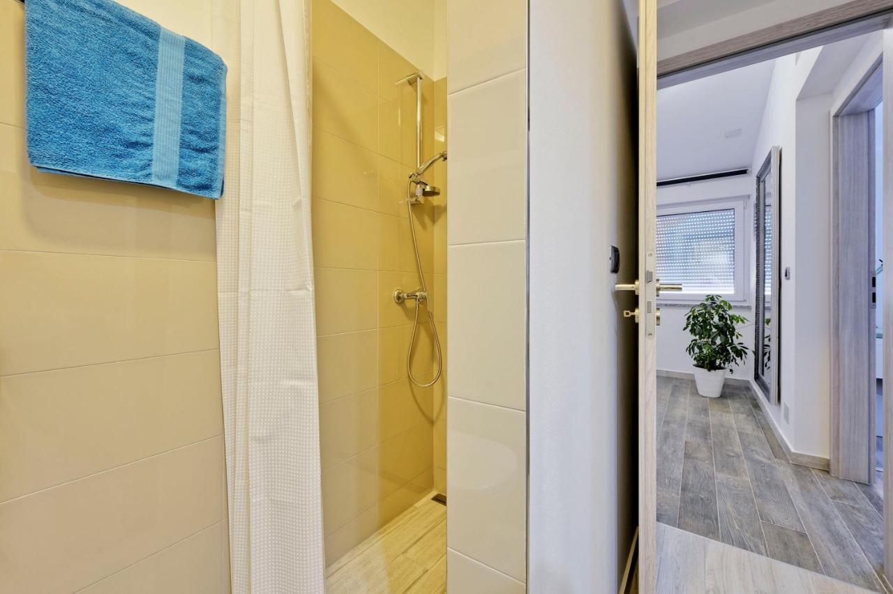 Villa With Private Pool In Village Jadreski PUY Exterior foto